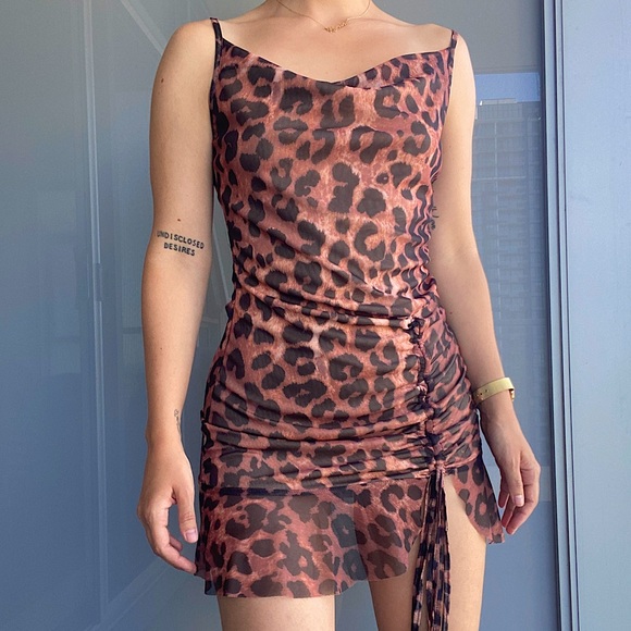 Fashion Nova Other - Animal Print 90s Dress